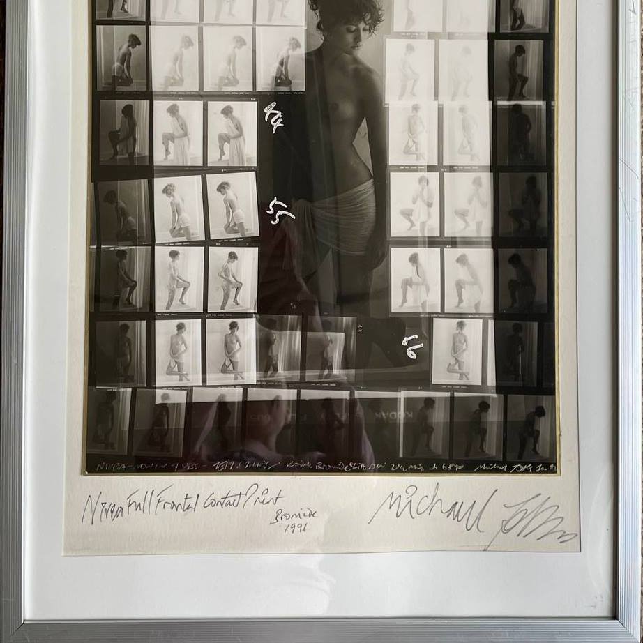 Nivea composition - Planche contact Femme nue et baignoire, Belle Composition Brune vintage réalisée par le photographe